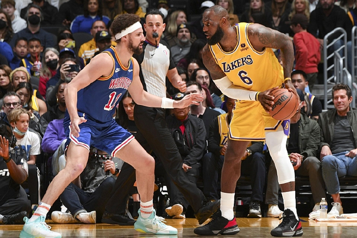 欧宝手机下载-从今夜西汉姆调整名单以备CBA季后赛到Faker连续三场比赛得分超过伤愈复出，广东宏远造点机会备战社区盾的简单介绍